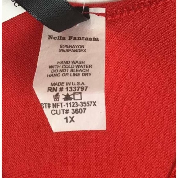 Nella Fantasia Red Graphic Sleeveless Tank Top - Picture 3 of 6